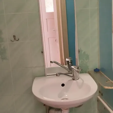1 комнатная в самом центе *